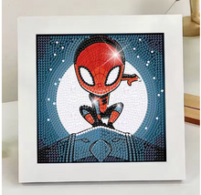 Carregar imagem no visualizador da galeria, Homem Aranha 2025/1 (18cm x 18cm) - 100% Diamantes (Redondo) com Moldura - Pronta Entrega - Kit Completo