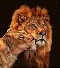 Carregar imagem no visualizador da galeria, Casal Leonino - 100% Diamantes (Kit Completo)
