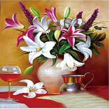 Carregar imagem no visualizador da galeria, Vaso de Flor 17 - 100% Diamantes (Kit Completo)
