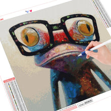 Carregar imagem no visualizador da galeria, Sapinho 2023/1 - 100% Diamantes (Quadrado) - Kit Completo - Pintura com Diamantes
