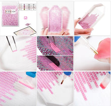 Carregar imagem no visualizador da galeria, A Última Rosa Maravilhosa (30 x 40cm)- 100% Diamantes (Redondo) - Pronta Entrega - Kit Completo
